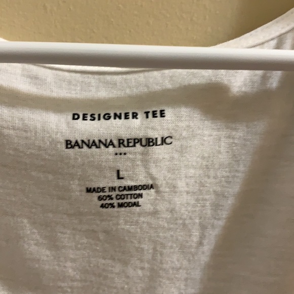 Banana Republic White Ruffle Tank - Picture 2 of 5